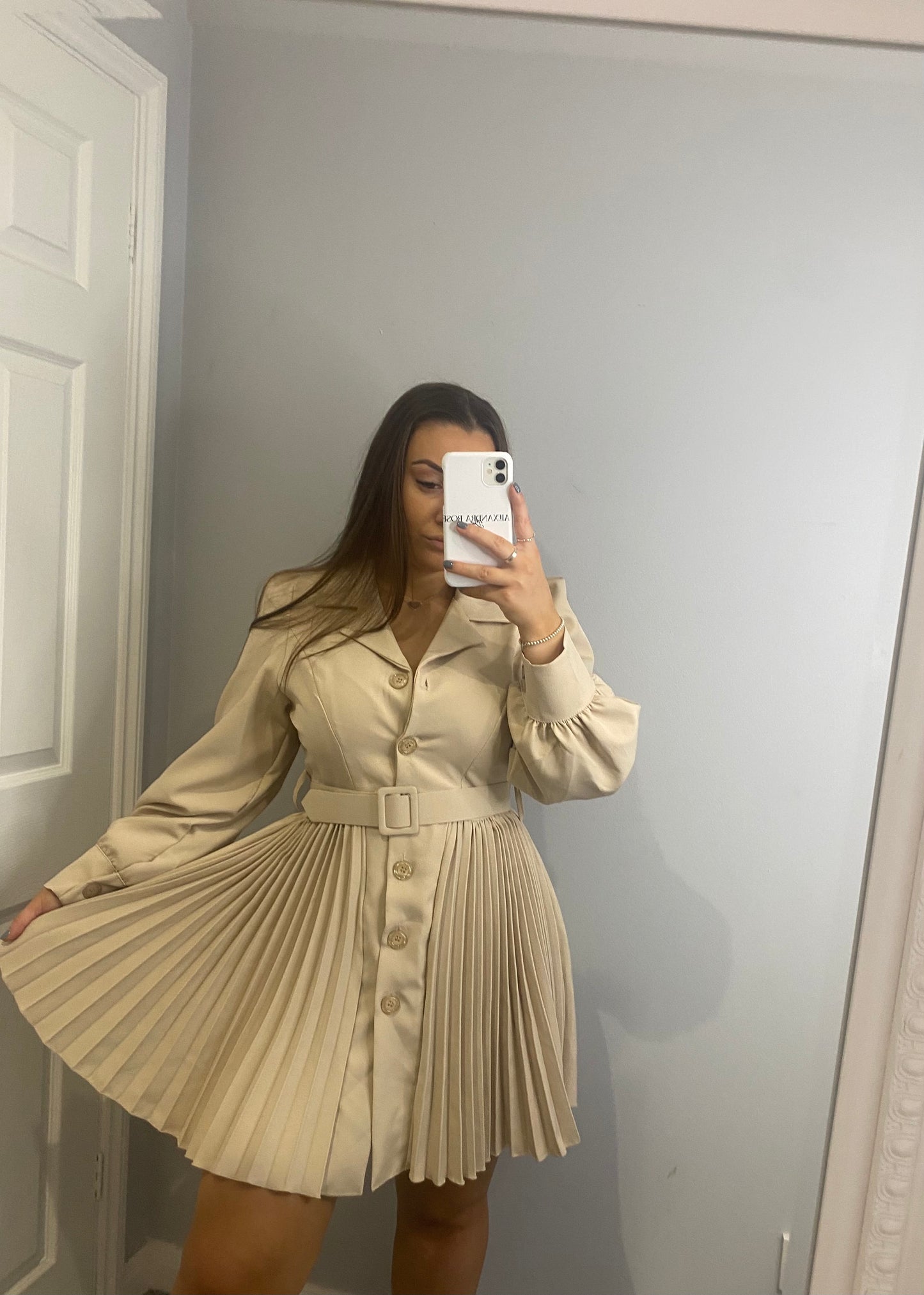 Belted pleat dress beige